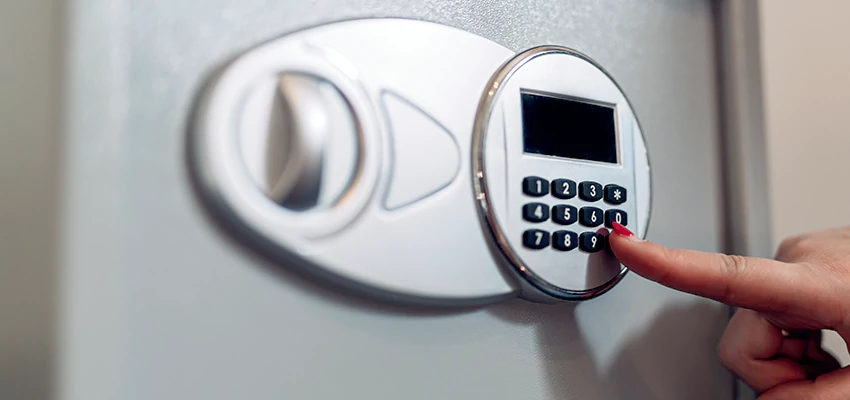 Jewelry Safe Cracking in Fallbrook, California