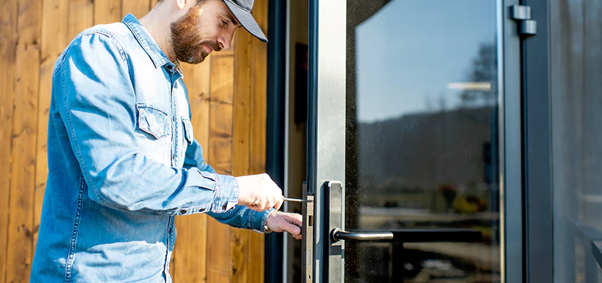 Frameless Glass Storefront Door Locks Replacement in Fallbrook, CA