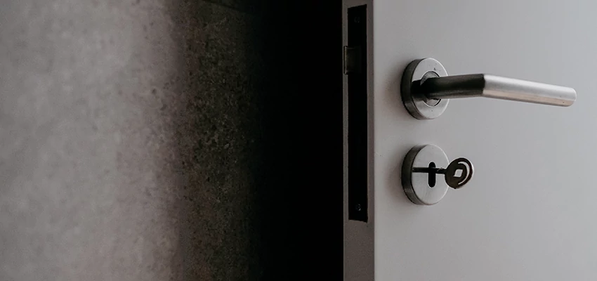 Front Door Handle Repair And Installation in Fallbrook, CA