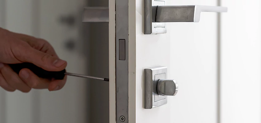 Key Programming Locksmith Open Now in Fallbrook, California